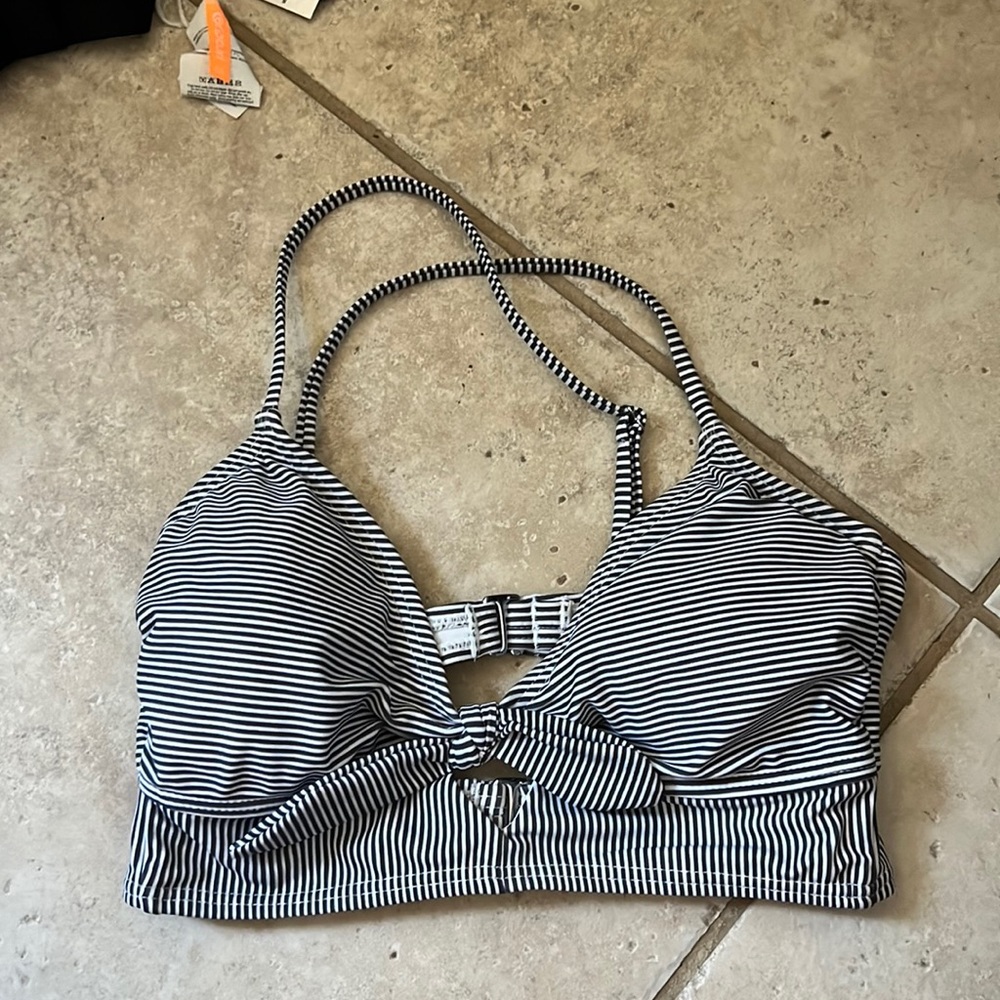 Bikini top